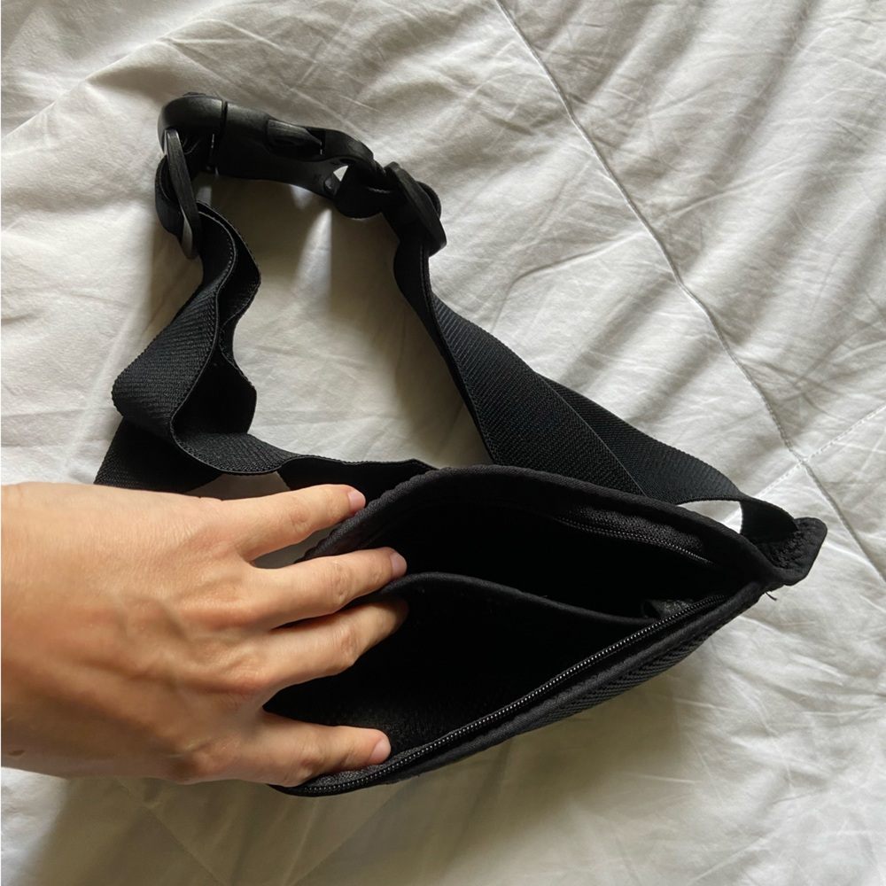 AMPHIPOD AIRFLOW WAISTPACK - Picture 3 of 8